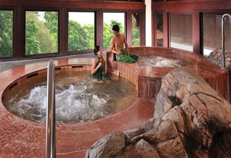 Pulai Spring Resort Kampung Kangkar Pulai Exterior foto