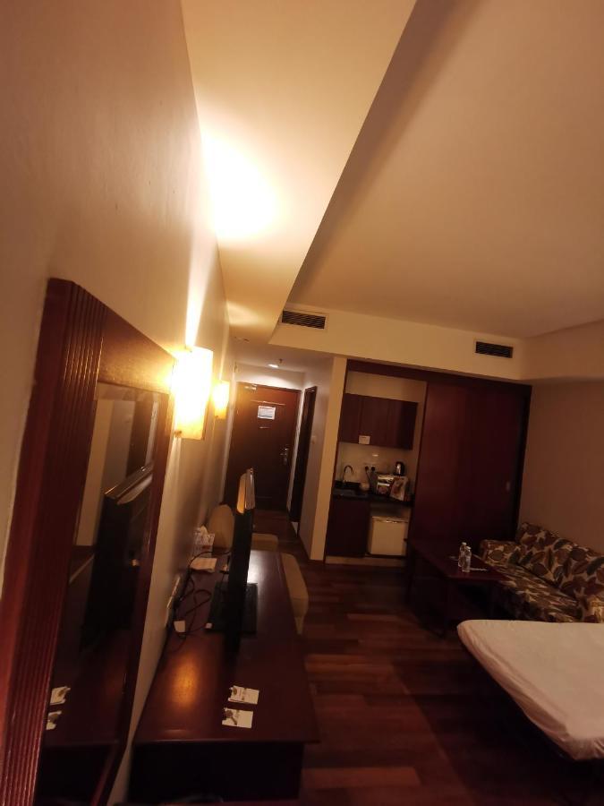 Pulai Spring Resort Kampung Kangkar Pulai Exterior foto